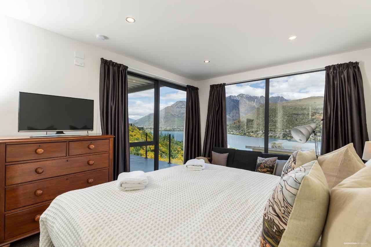 Okataina - Means Place Of Laughter, Luxury Retreat Villa Queenstown Exterior photo